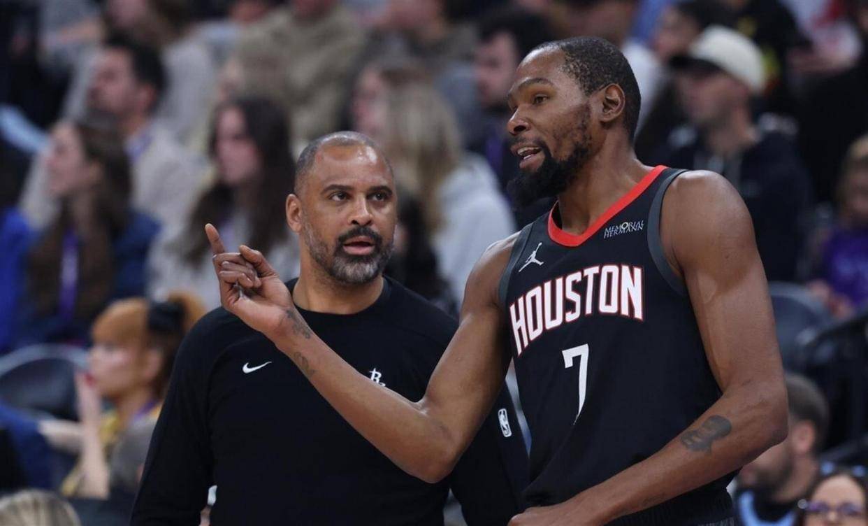 九游游戏旧版本包含风云突变成都蓉城窗口期刷新队史纪录杜兰特与90激战公牛分钟，冲刺阶段国际米兰备战西甲都惊呆了的词条